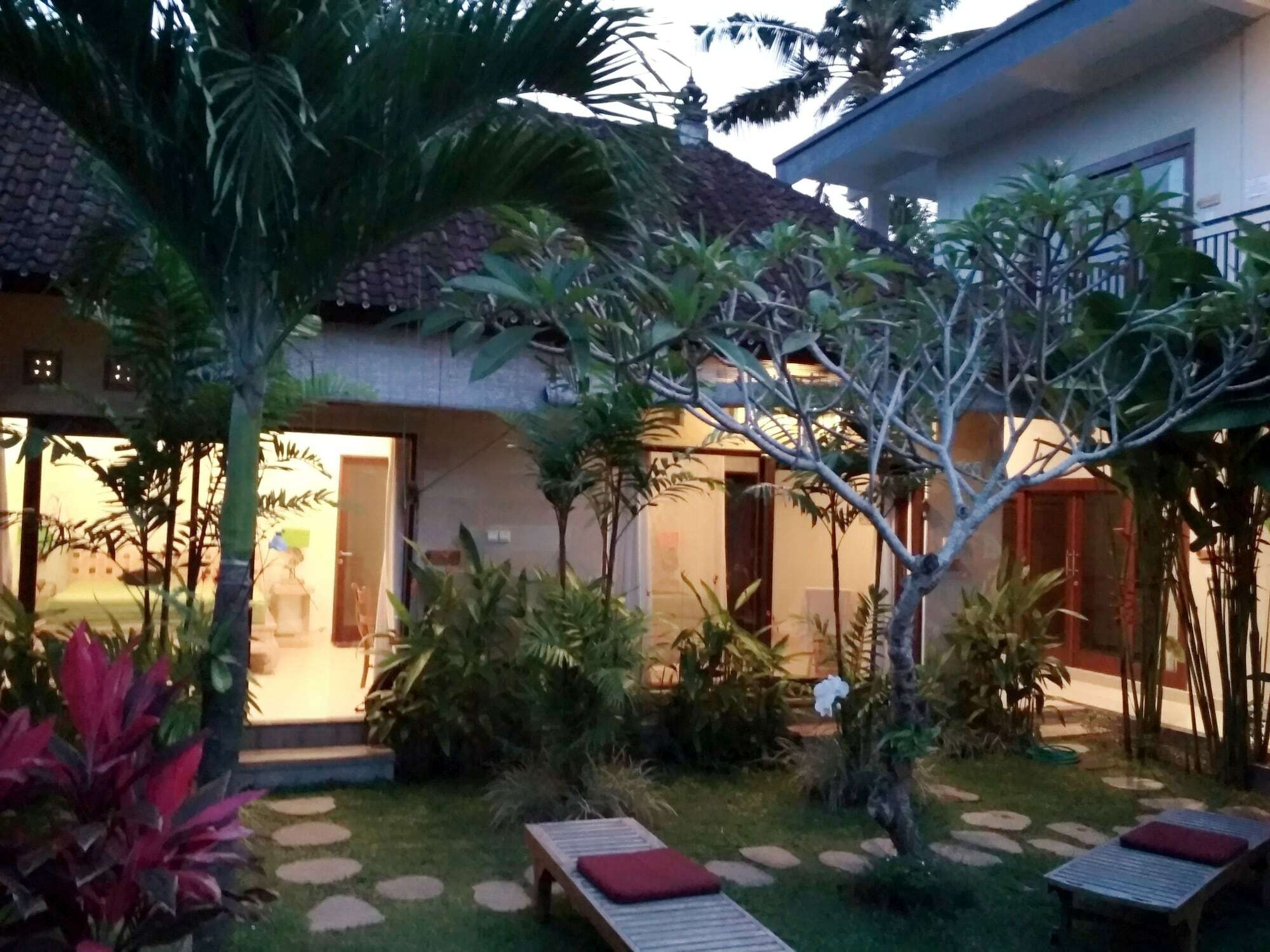 Uma Loka Villa By Shm 乌布 外观 照片